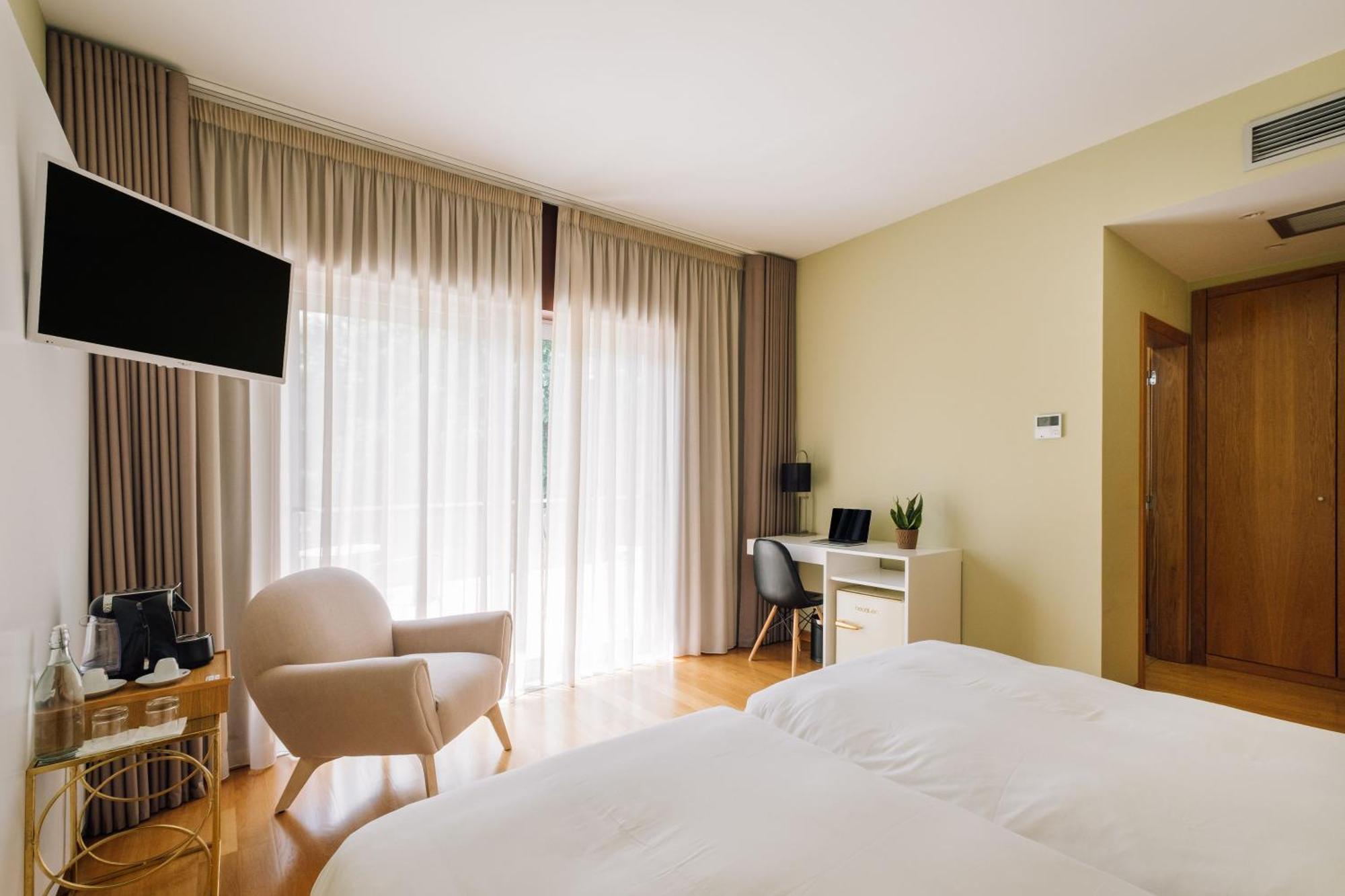 אוליביירה דו הוספיטל Alva Valley Hotel מראה חיצוני תמונה