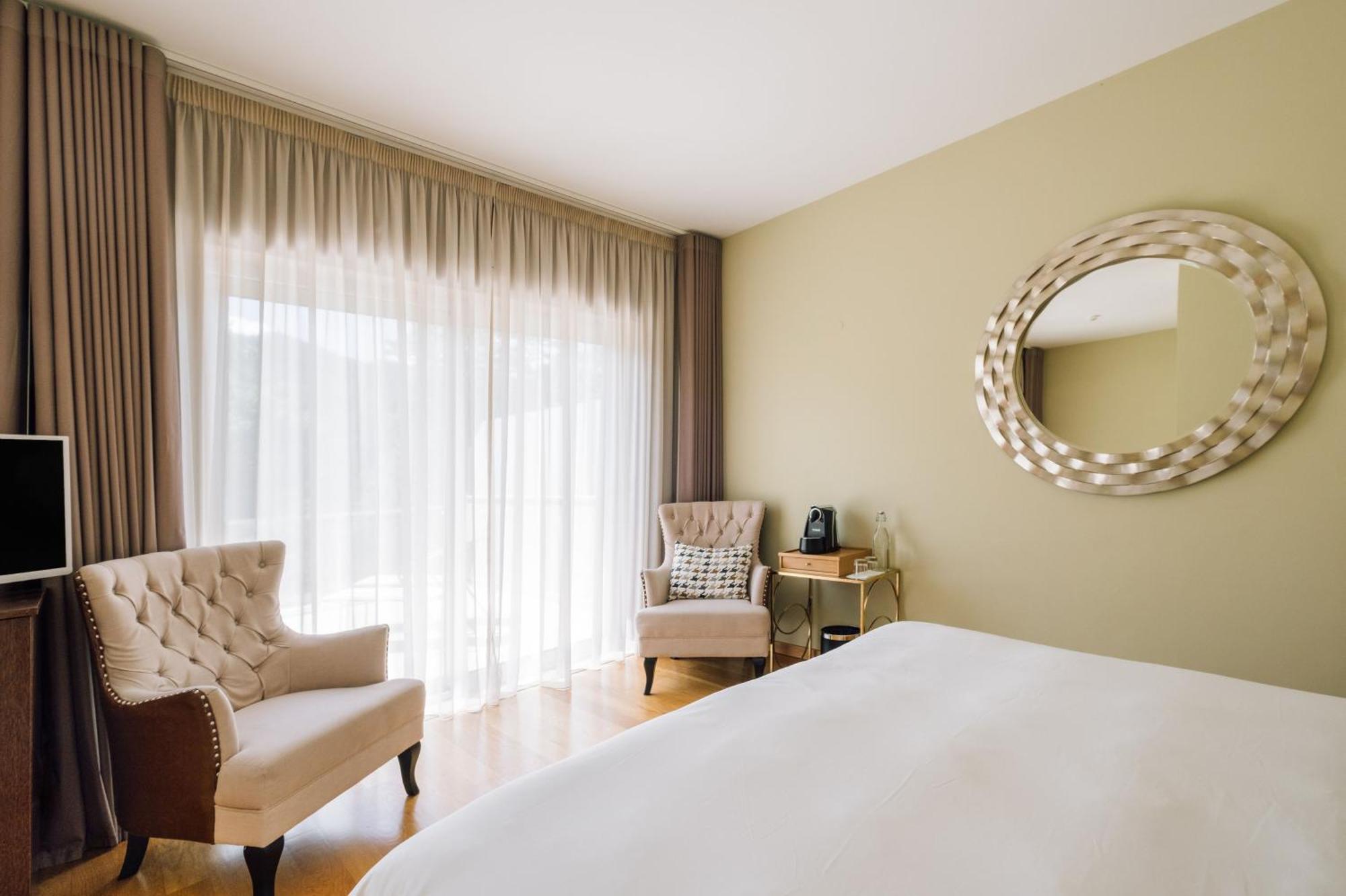 אוליביירה דו הוספיטל Alva Valley Hotel מראה חיצוני תמונה