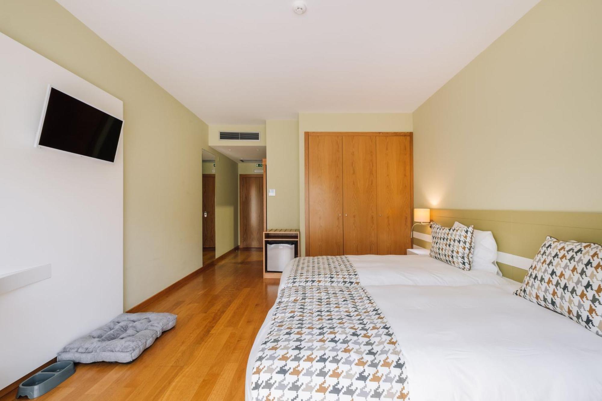 אוליביירה דו הוספיטל Alva Valley Hotel מראה חיצוני תמונה