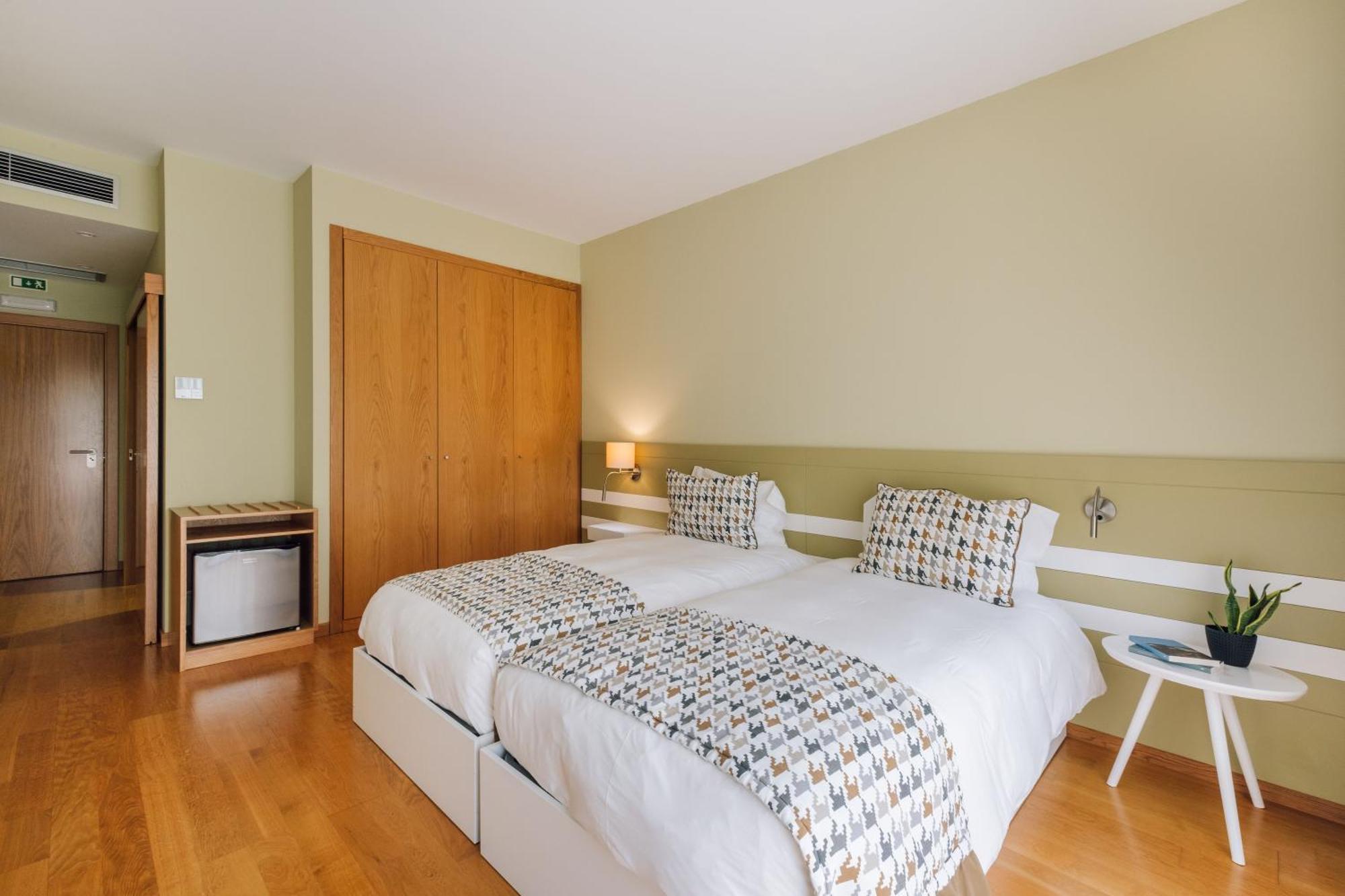 אוליביירה דו הוספיטל Alva Valley Hotel מראה חיצוני תמונה