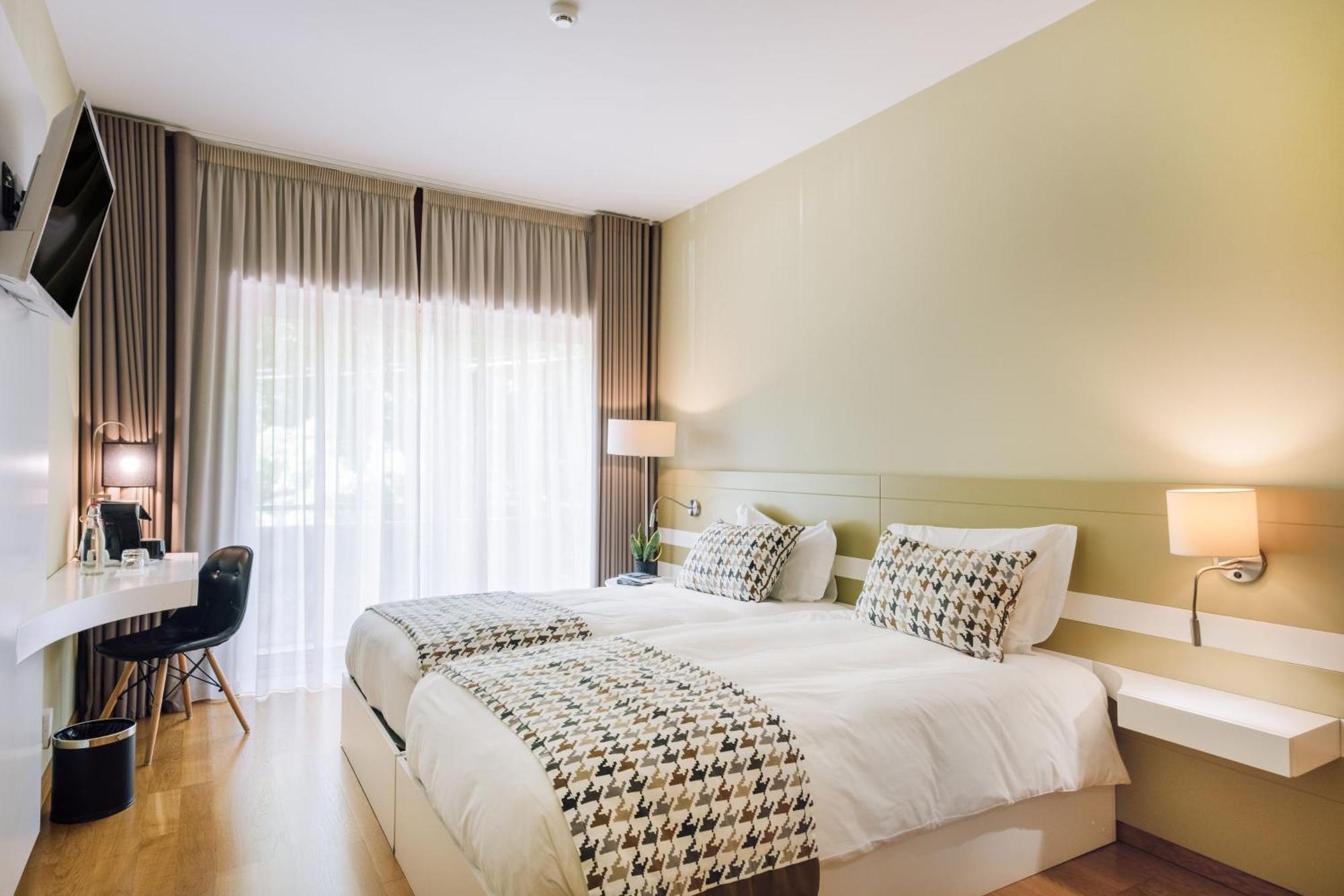 אוליביירה דו הוספיטל Alva Valley Hotel מראה חיצוני תמונה